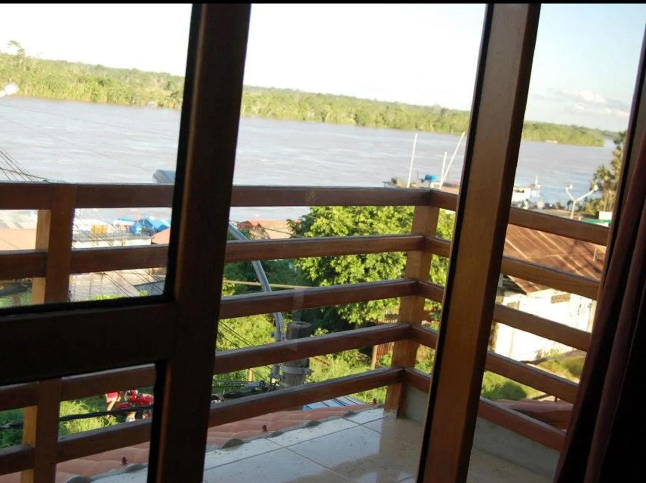 Hostal El Puerto Yurimaguas Екстер'єр фото