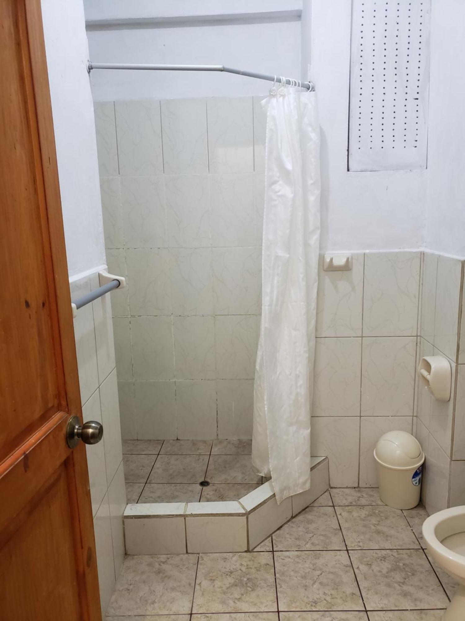 Hostal El Puerto Yurimaguas Екстер'єр фото