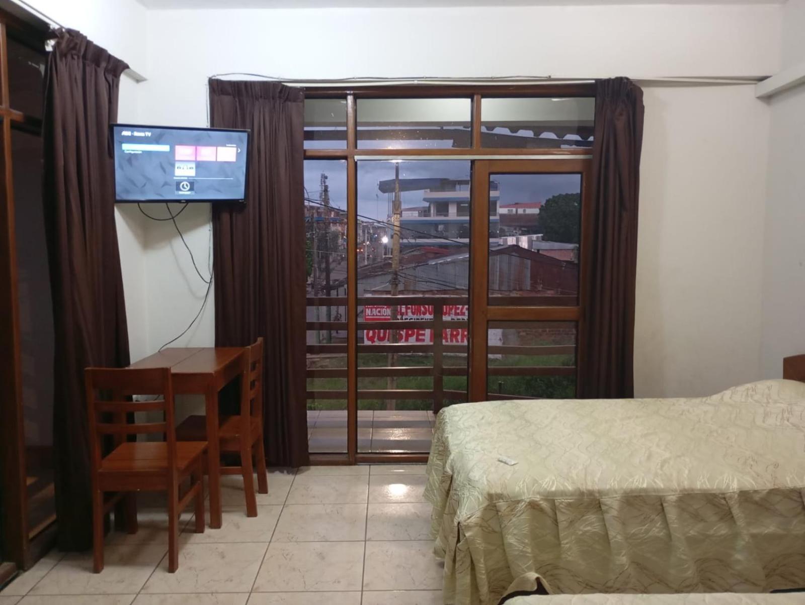 Hostal El Puerto Yurimaguas Екстер'єр фото