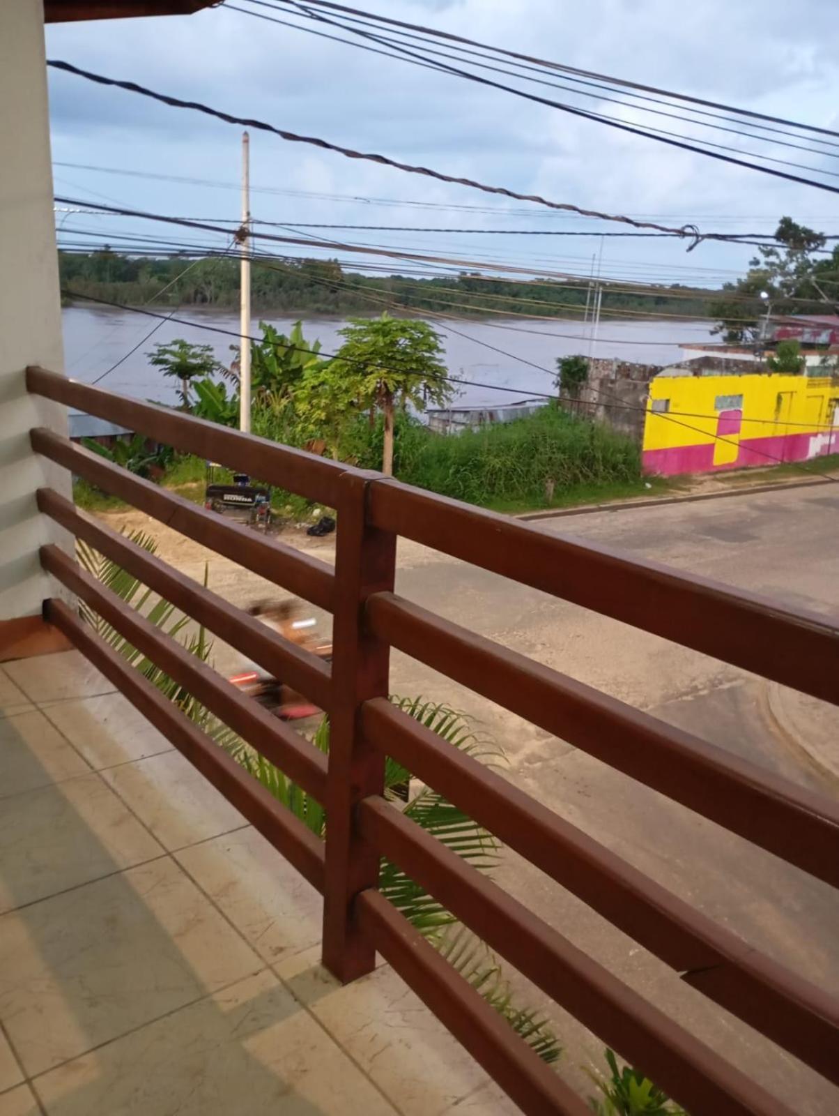 Hostal El Puerto Yurimaguas Екстер'єр фото