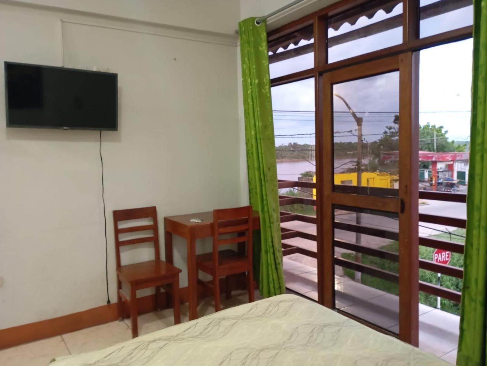 Hostal El Puerto Yurimaguas Екстер'єр фото