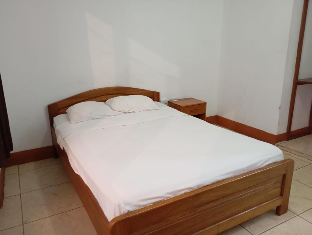 Hostal El Puerto Yurimaguas Екстер'єр фото