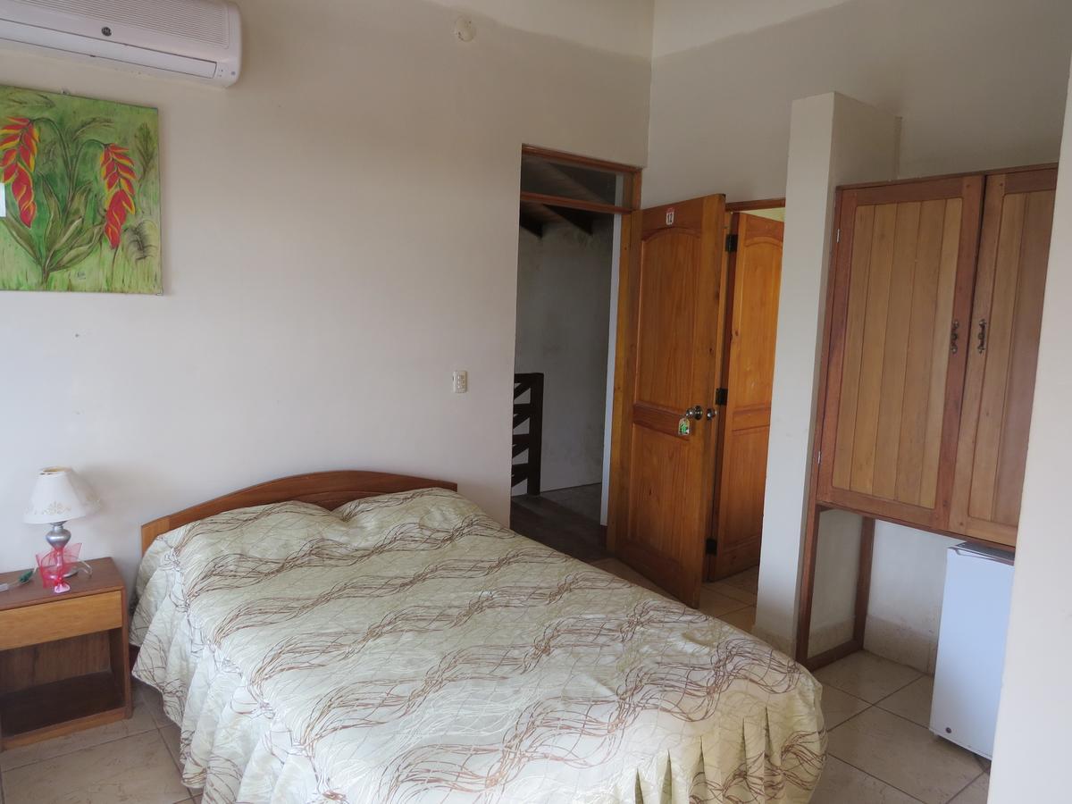 Hostal El Puerto Yurimaguas Екстер'єр фото