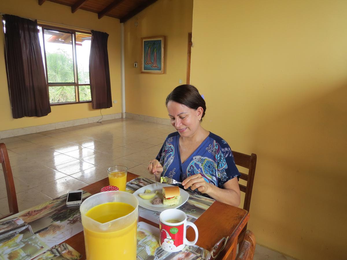 Hostal El Puerto Yurimaguas Екстер'єр фото