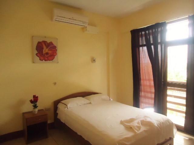 Hostal El Puerto Yurimaguas Екстер'єр фото